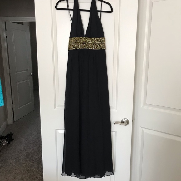Chiffon halter dress with beaded empire waist - Picture 2 of 4